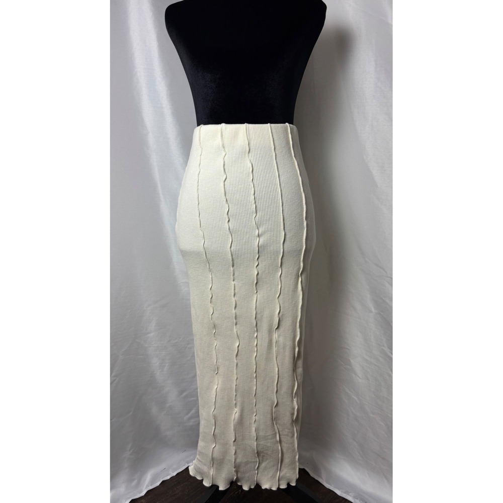 Zara Ribbed Maxi Skirt Womens Size S Cream NWT Exposed Seams Lettuce Hem